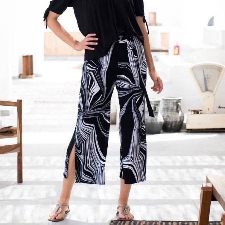 Cropped Gaucho Pant w/ Side Slit Detail