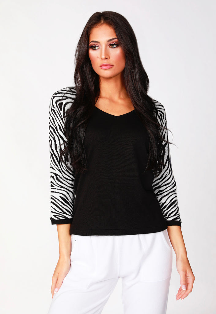 Zebra 3/4 Sleeve V-Neck Top